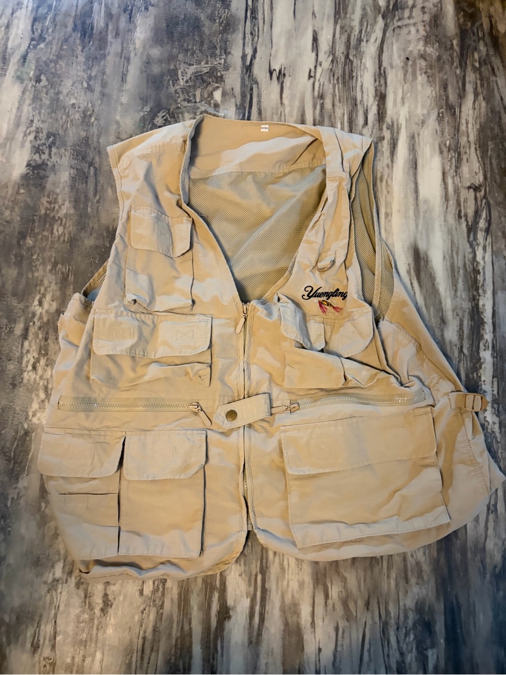 Men's Tan Field Utility Vest with Multiple Pockets